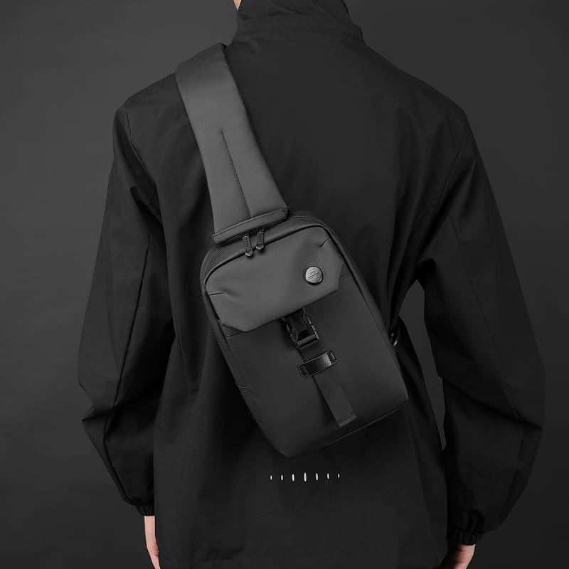 C038E634-98A4-4643-8B61-6E81DFFDCDA1